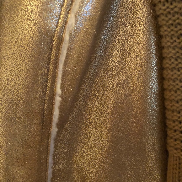 Sweater jacket in good used condition - Picture 4 of 5